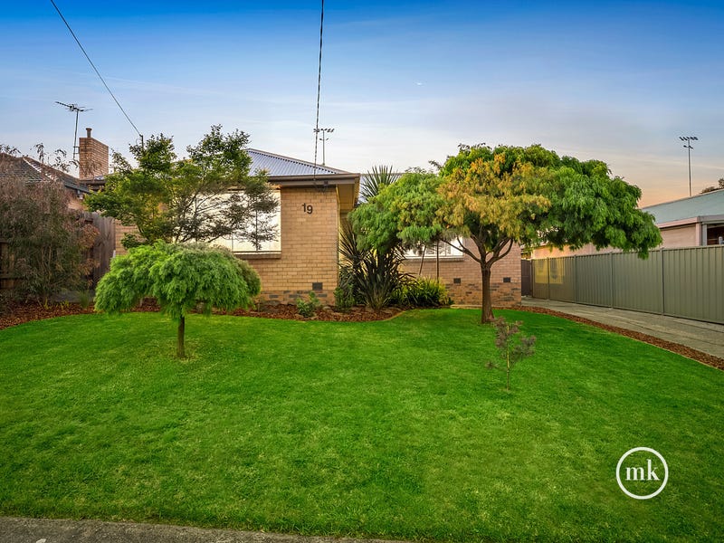 19 Medbury Avenue, Watsonia, VIC 3087