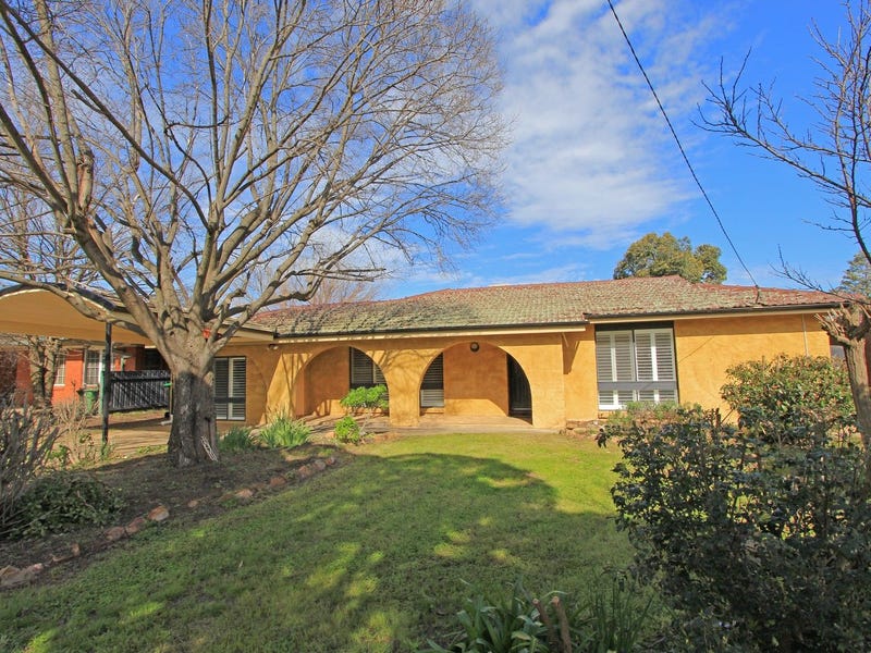 430 Lake Albert Road, Lake Albert, NSW 2650