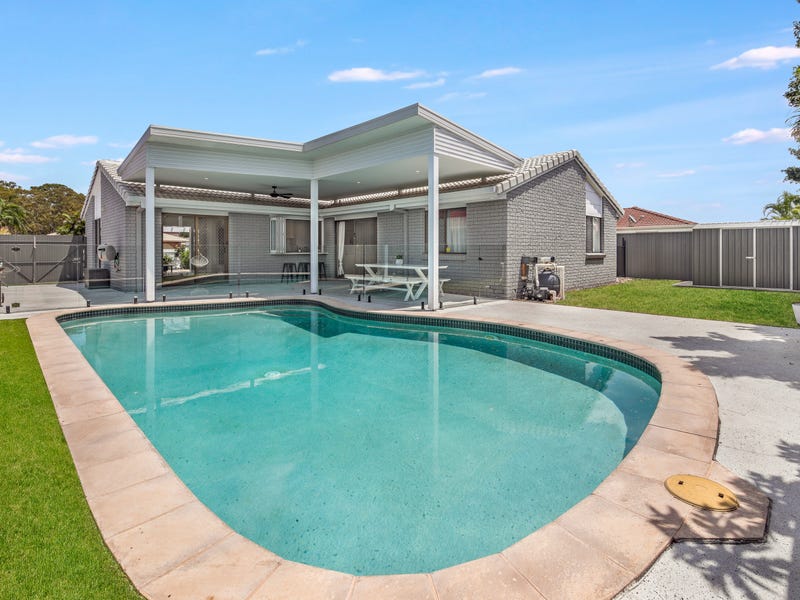58 Lakefield Cres, Paradise Point, QLD 4216