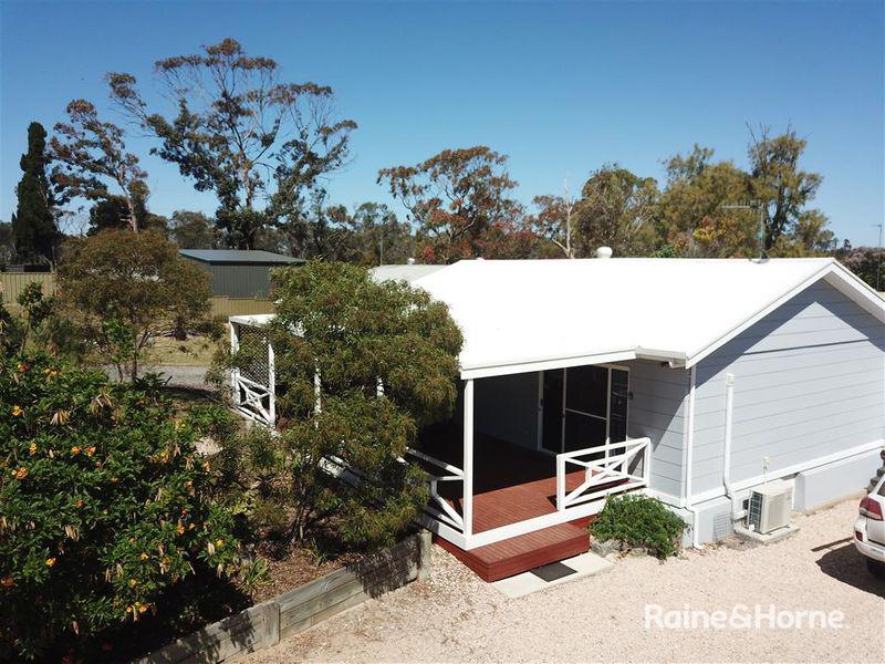 1B Greenly Avenue, Coffin Bay, SA 5607