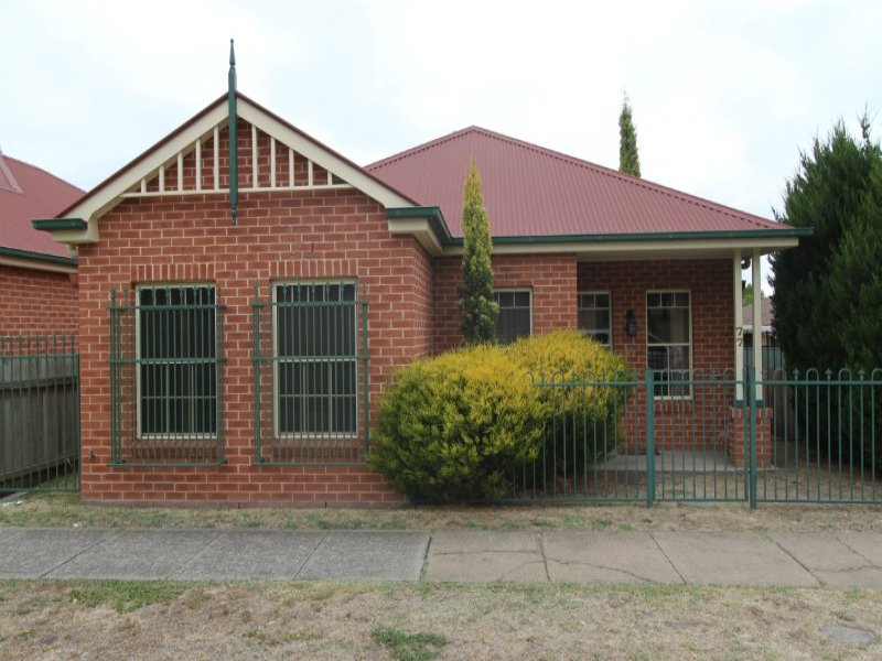 3/77 Lambert Street, Bathurst, NSW 2795 Property Details