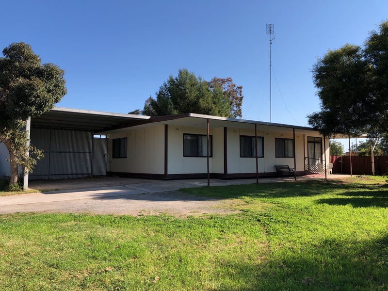 4 Fraser Street, Birchip, Vic 3483 Property Details