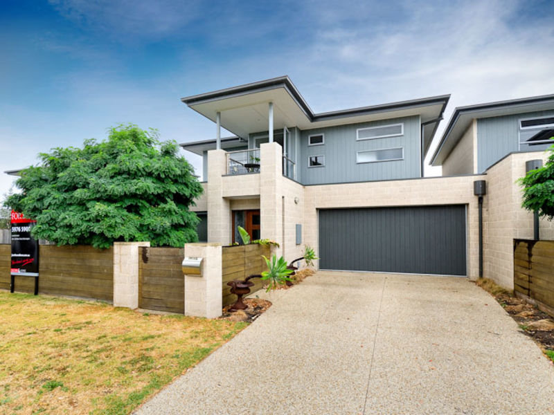 18 Wellington Street, Mornington, Vic 3931 Property Details