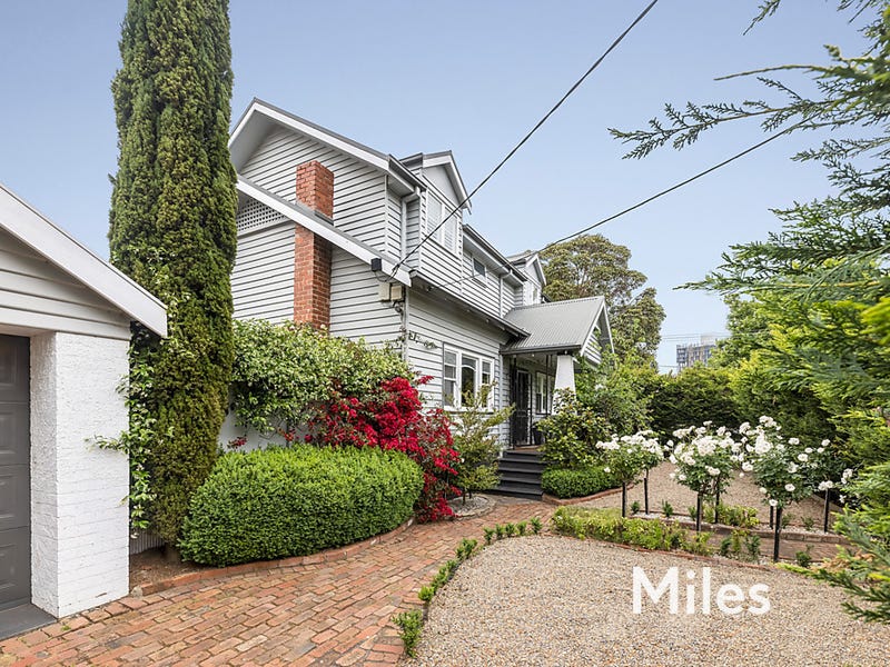 22 Dresden Street, Heidelberg Heights, VIC 3081