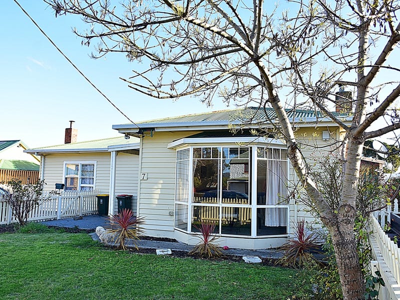 7 Elizabeth Street, Town, TAS 7253