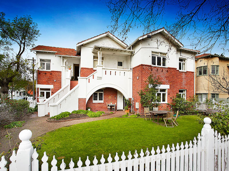 4/1 Beach Avenue, Elwood, Vic 3184 Property Details