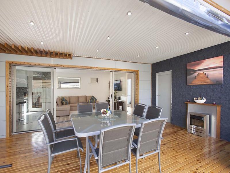 802 Mount Dandenong Road, Montrose, Vic 3765 Property Details