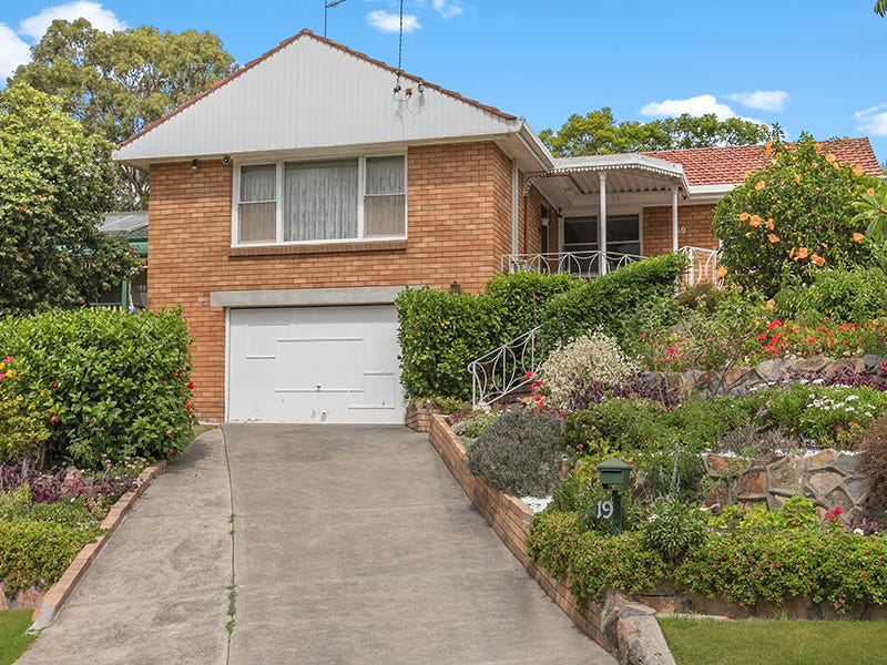 19 Coronation Avenue, Cardiff, NSW 2285