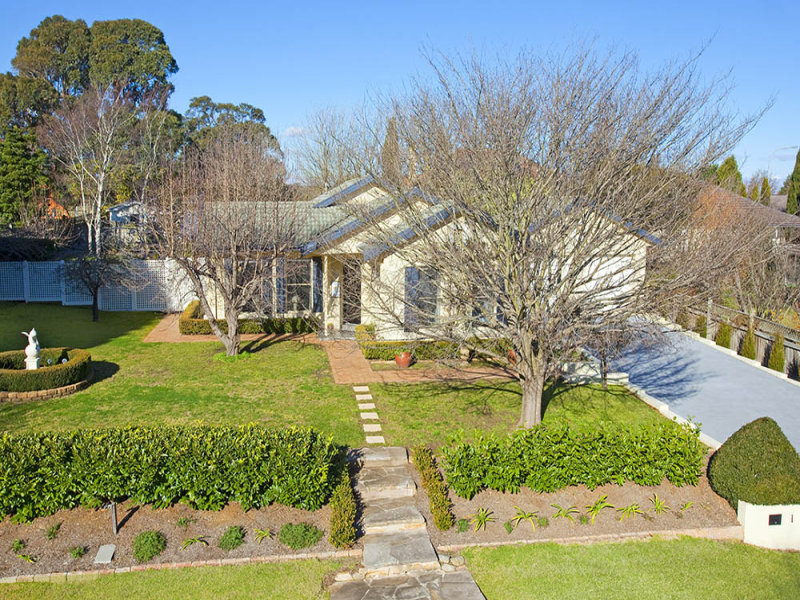 1 Linden Way, Bowral, NSW 2576 Property Details