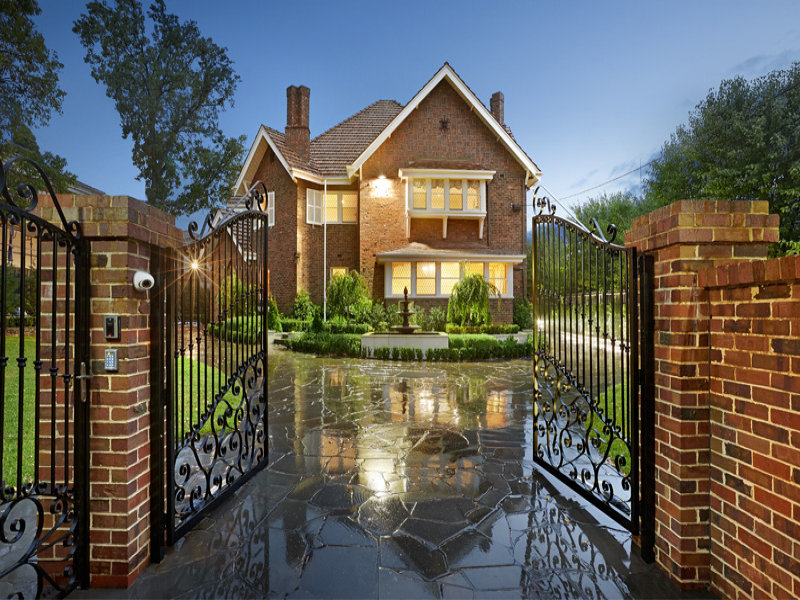 62 Mont Albert Road, Canterbury, VIC 3126