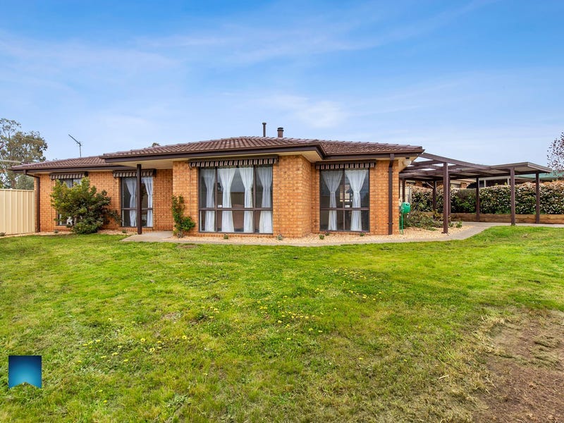 3 Fenston Place, Gilmore, ACT 2905 Property Details