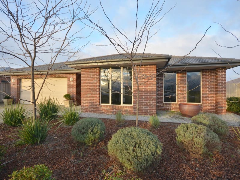103 Dyson Drive, Alfredton, Vic 3350 Property Details