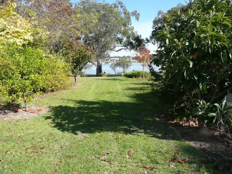 83 Western Boulevard, Raymond Island, VIC 3880