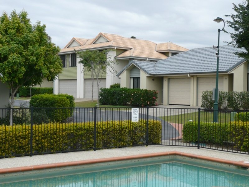 42/300 Cliveden Avenue, Corinda, QLD 4075