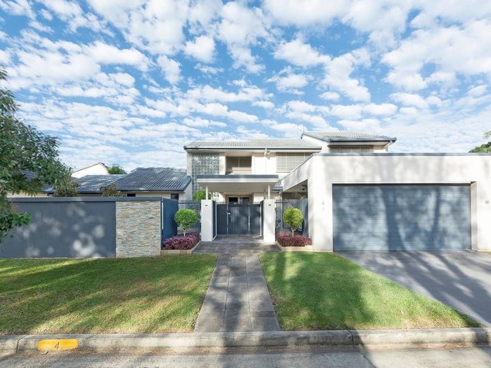 4 St Raphael Terrace, Sorrento, Qld 4217 Property Details