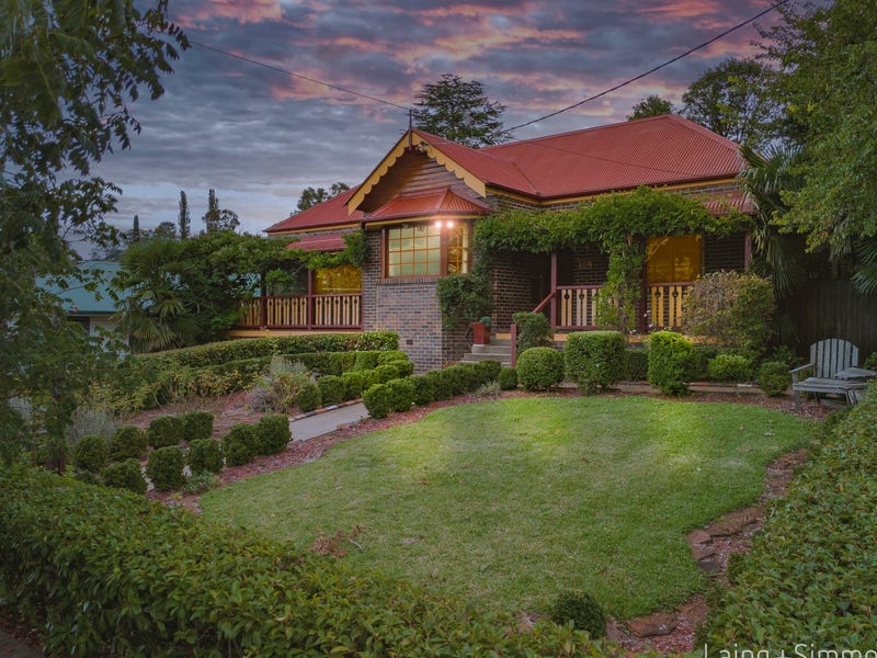 129 Kirkwood Street, Armidale, NSW 2350