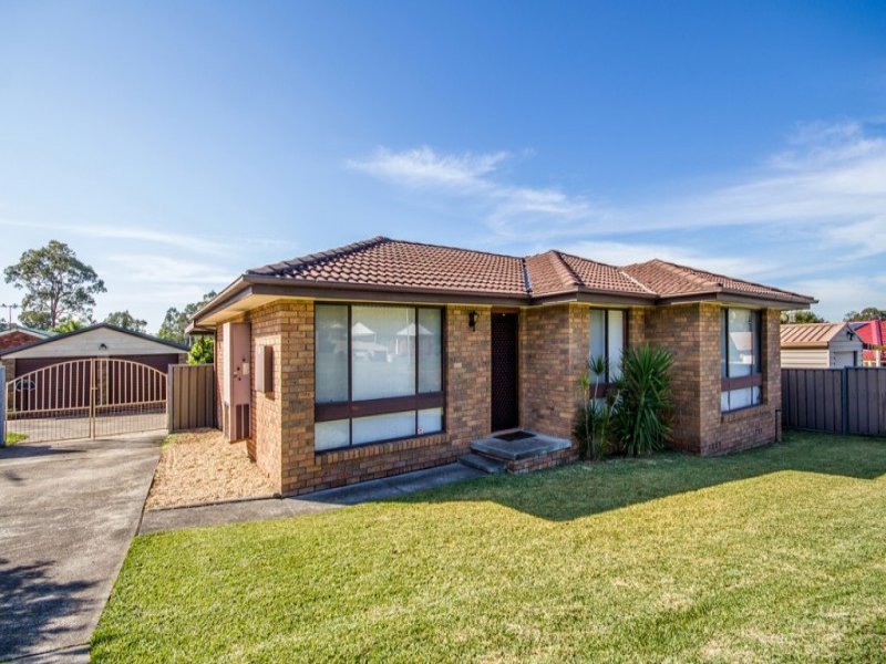 38 Stonehaven Drive, Metford, NSW 2323 Property Details