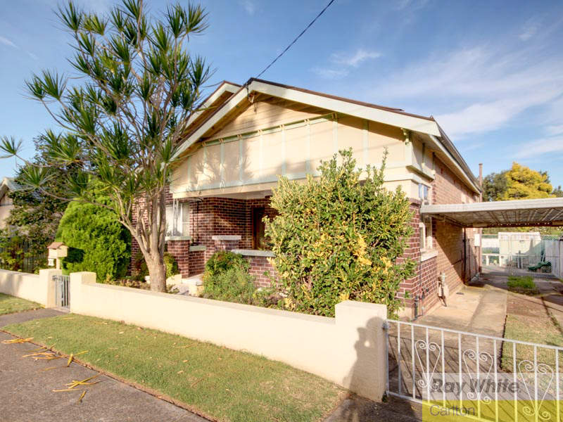 18 Nielsen Avenue, Carlton, NSW 2218 Property Details