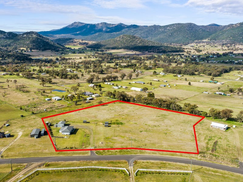 4 Michael Close, Moonbi, NSW 2353 Property Details