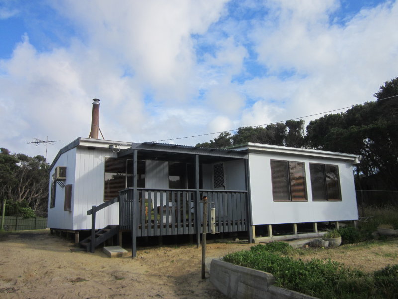 38 Shoreline Drive, Golden Beach, Vic 3851