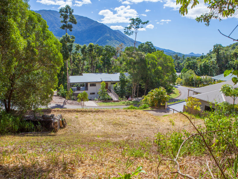 35 Jak Gee Street, Redlynch, QLD 4870