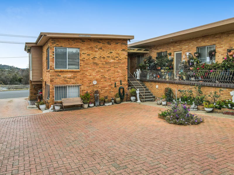 102 Sloane Street, Goulburn, NSW 2580 Property Details