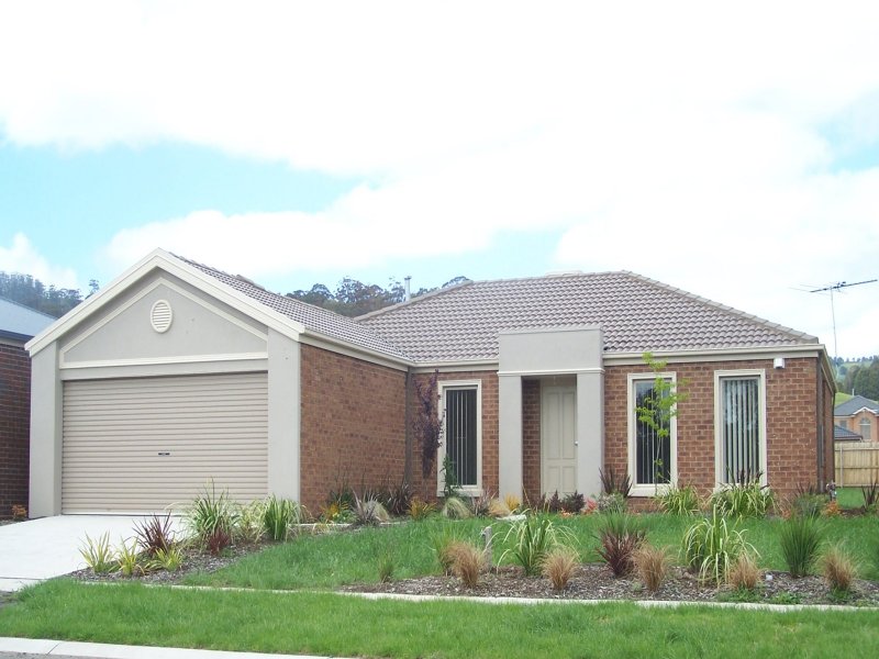 111 School Road, Trafalgar, Vic 3824 Property Details