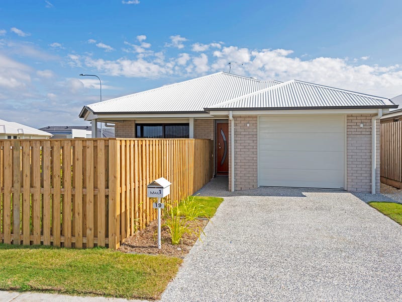 1/19 Barnyard Drive, Park Ridge, QLD 4125 - realestate.com.au