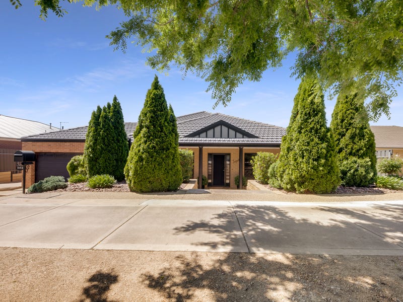 562 Nagle Road, Lavington, NSW 2641 Property Details