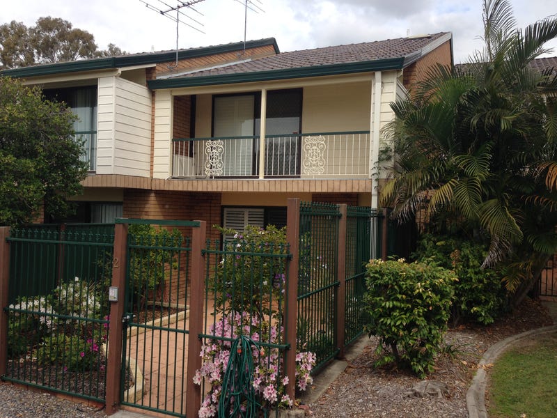 2/54 Waratah Avenue, Carina, Qld 4152