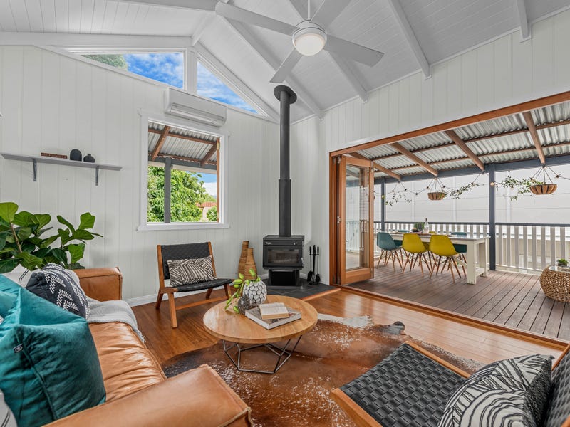 39 Beatrice Street Greenslopes QLD 4120 realestate .au