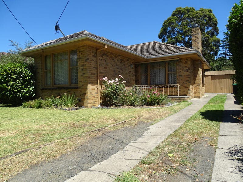 87 Street, Strathmore, VIC 3041