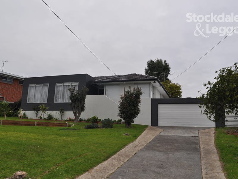 9 Carroll Road, Highton, VIC 3216