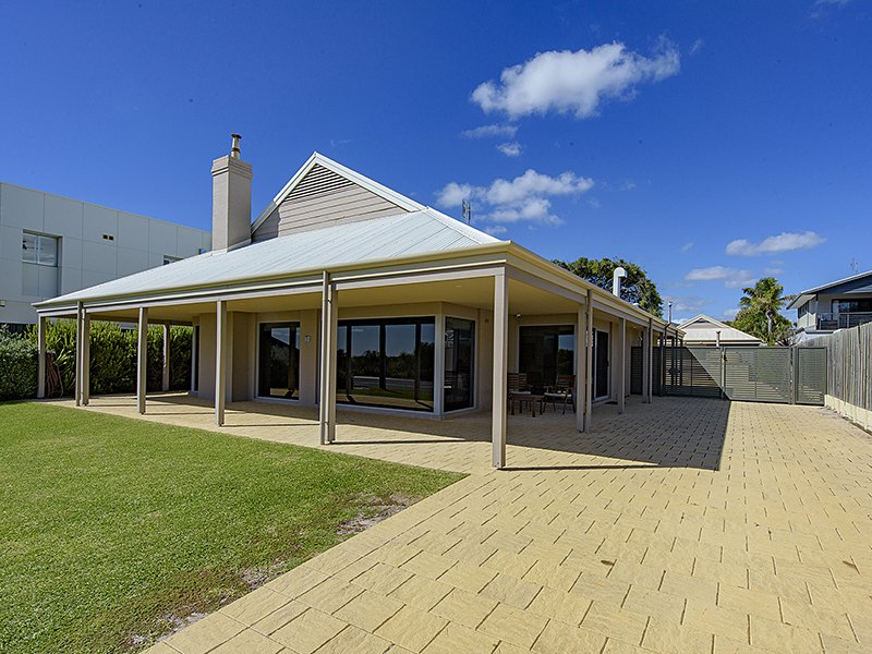 92 Layman Road, Wonnerup, WA 6280 Property Details