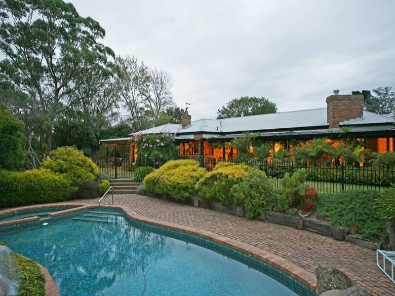 3739 Robinson Road, Narre Warren North, VIC 3804