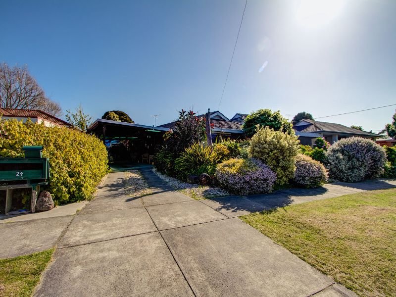 24 Barclay Avenue, Frankston, Vic 3199 Property Details