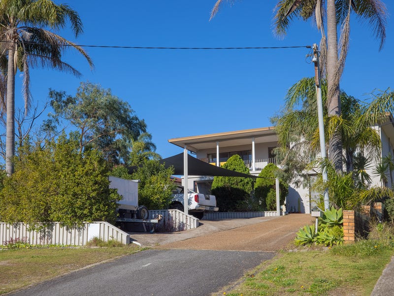 35 Yoolarai Cres, Nelson Bay, NSW 2315
