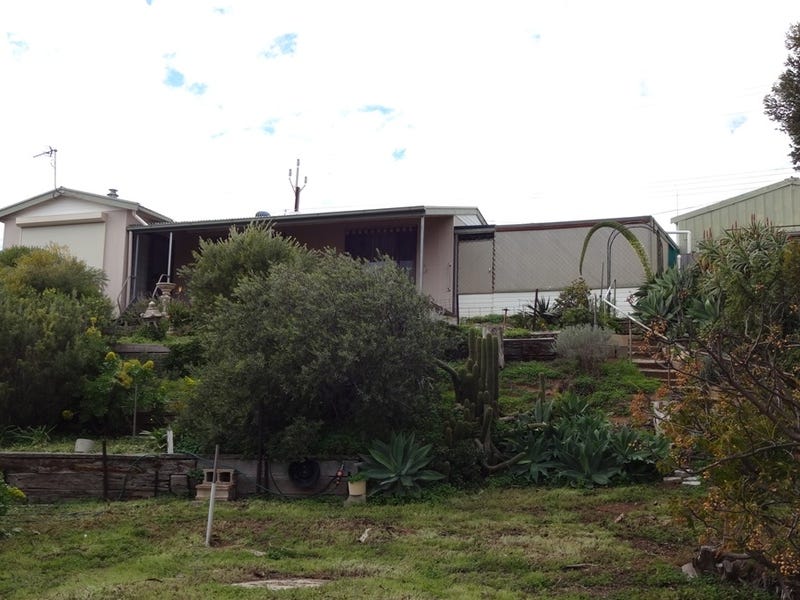 81 Fisherman Bay Road, Port Broughton, SA 5522