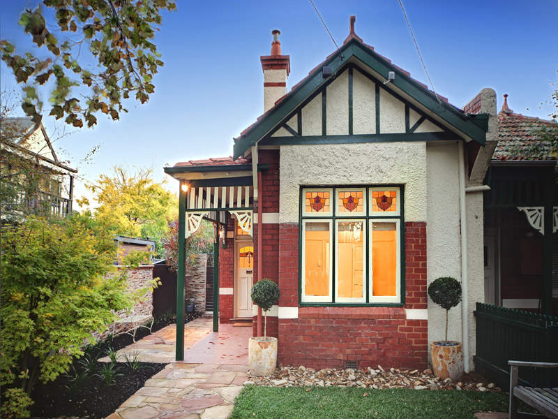 11 Meredith Street, Elwood, VIC 3184