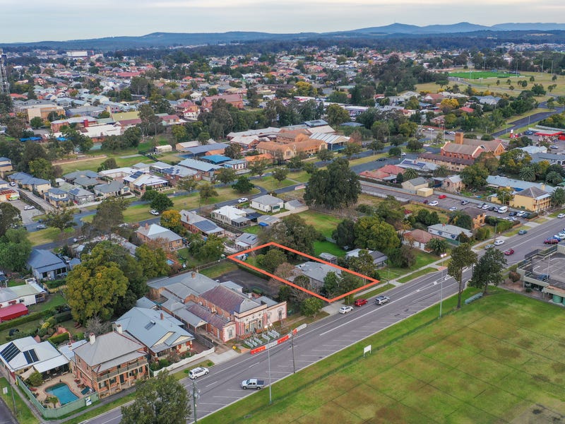 24 Banks Street, East Maitland, NSW 2323