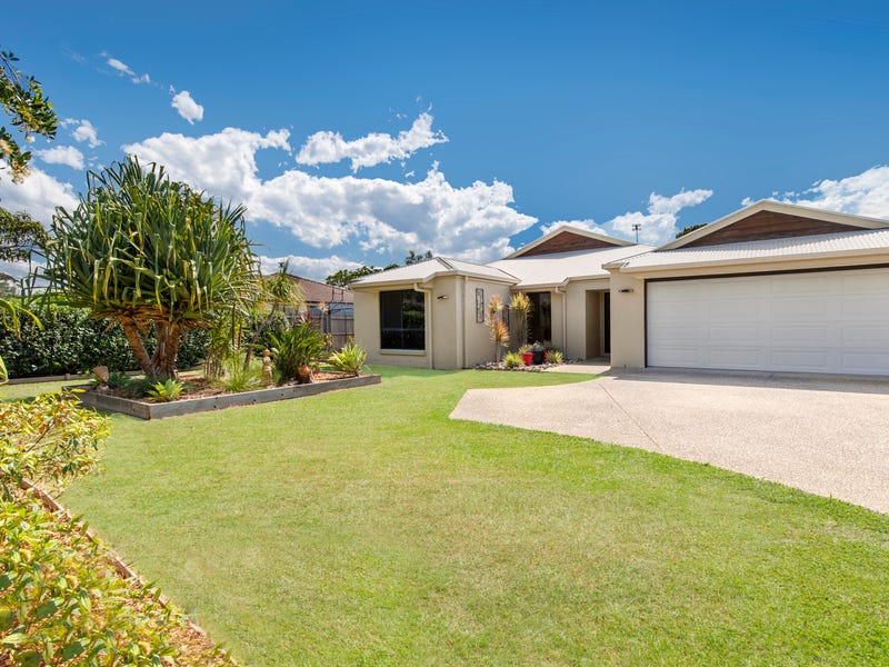 49 Oak Street, Cooroy, Qld 4563