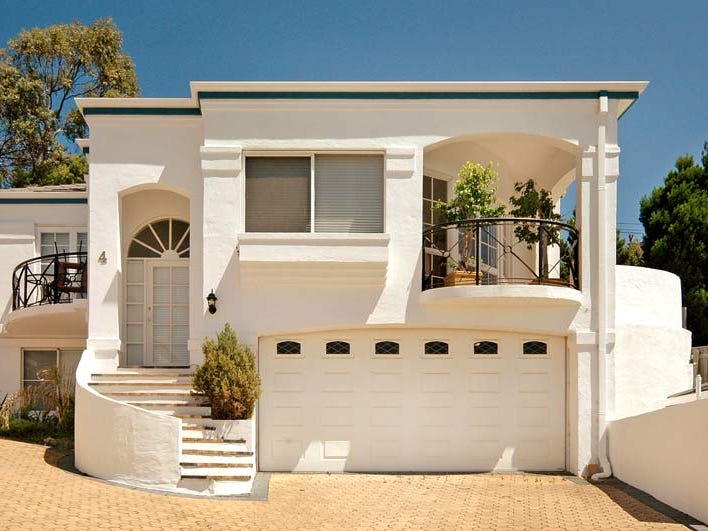 4/7 Joyce Street, Scarborough, WA 6019 Property Details