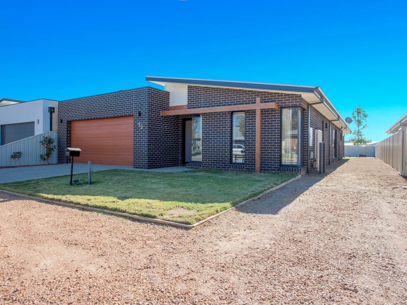 72 Zorro Drive, Yarrawonga, Vic 3730 Property Details