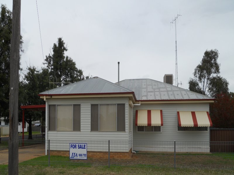 15 Poincaire ST, Trangie, NSW 2823 Property Details