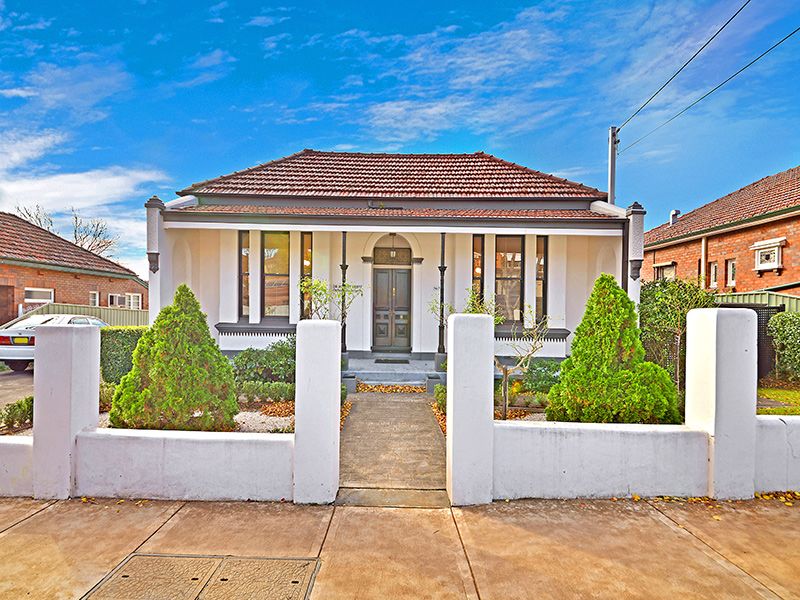 7 Rowley Street, Burwood, NSW 2134