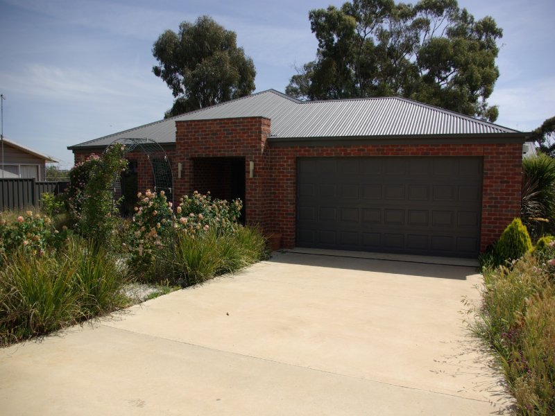 21 Boyce Street, Avoca, Vic 3467 Property Details