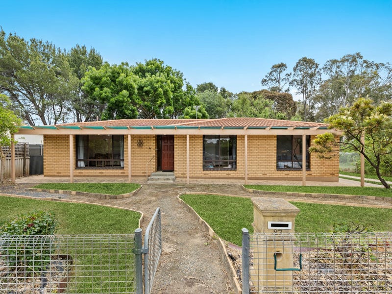 27 Albyn Terrace, Strathalbyn, SA 5255 Property Details