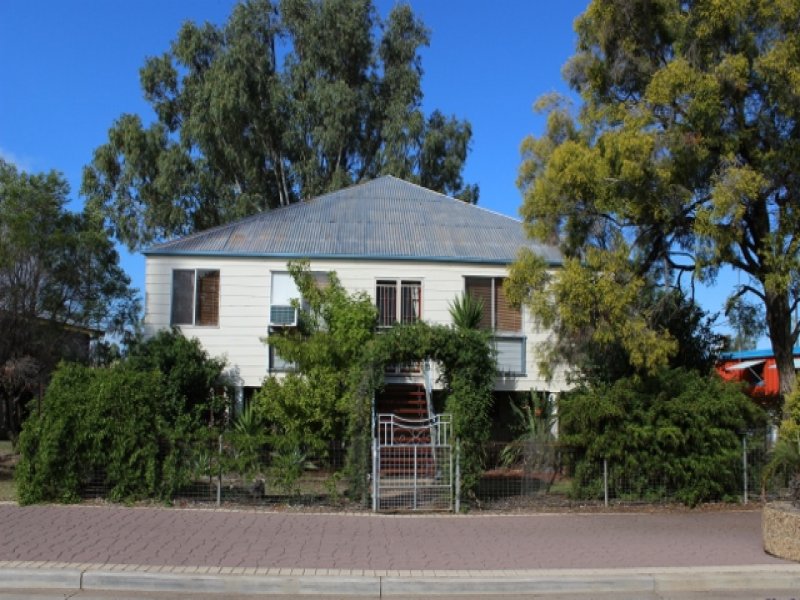 30 Taloom Street, Yelarbon, QLD 4388