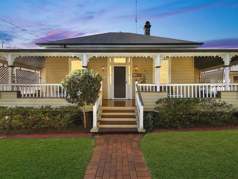 33 Arthur Street, East Toowoomba, QLD 4350