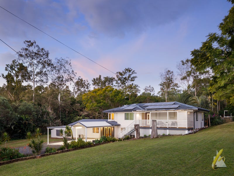 8 Hayes Avenue, Camira, QLD 4300